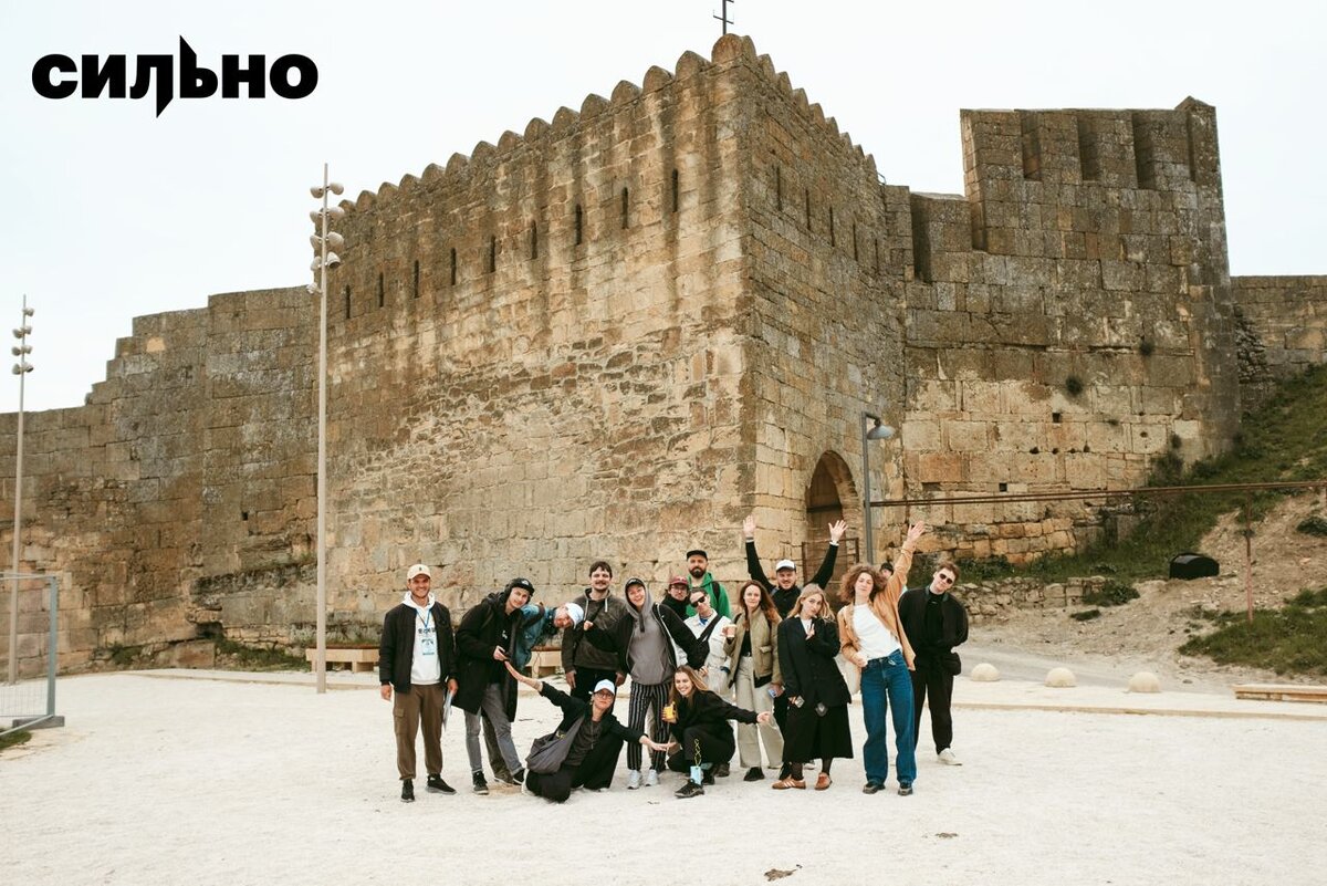 «Сильно» — кросс-дисциплинарная арт-резиденция в Дербенте