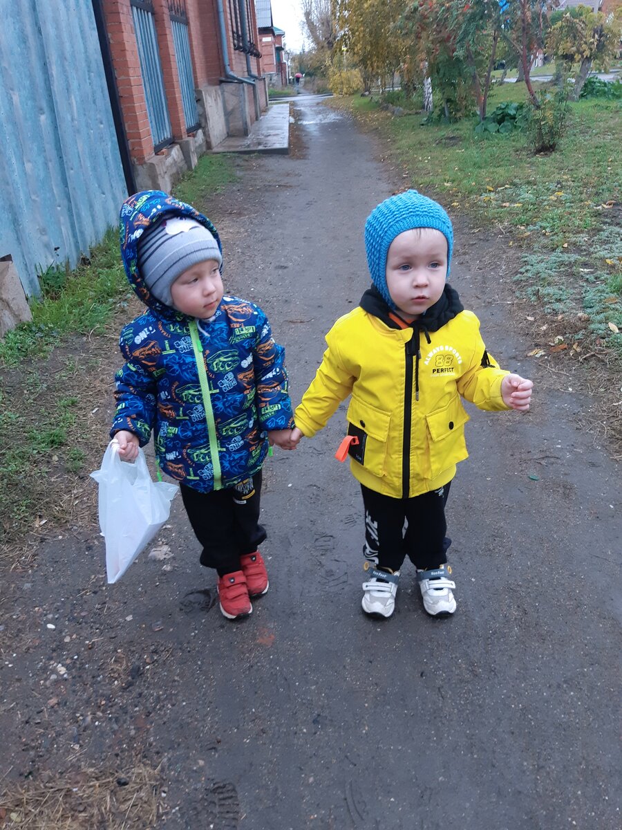 Идём из садика