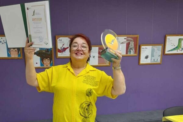    Галина Соболева победила в номинации «Лучшее произведение в прозе для детей в возрасте до 7 лет». Фото: пресс-служба Правительства Липецкой области