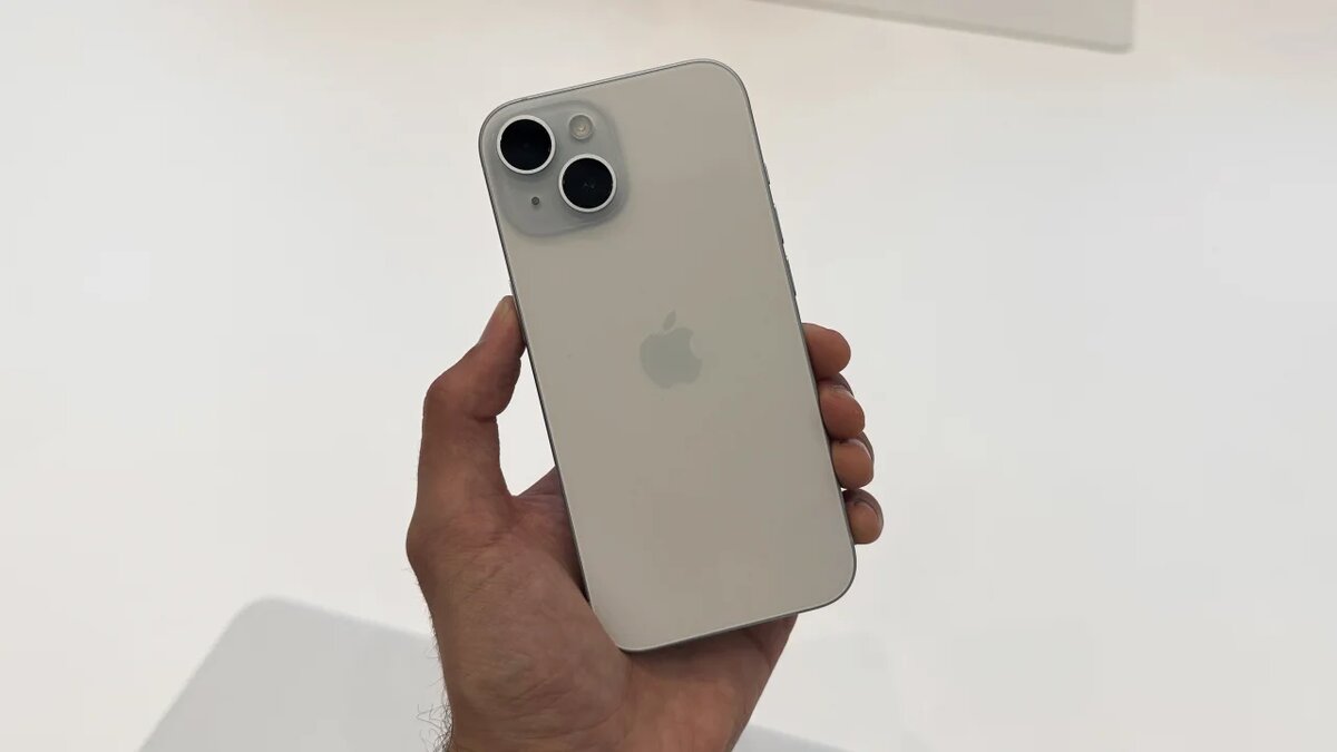 Iphone 15 pro белый фото iPhone 15 против. iPhone 14: Что нового и непохожего? TechnoTales Дзен