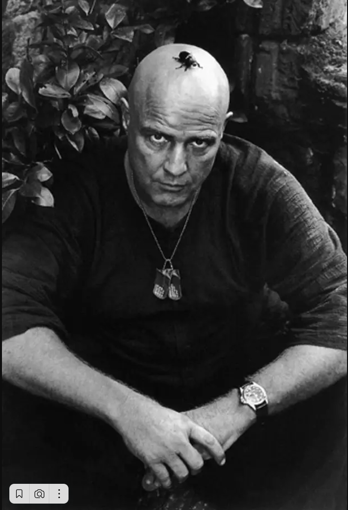 Полковник Уолтер Курц...