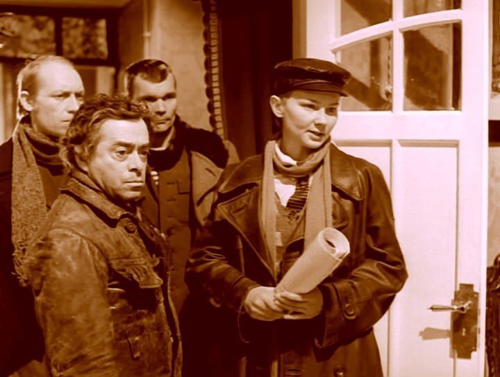 собачье сердце комиссарша. булгаков "собачье сердце". профессор преображенский и швондер. швондер и преображенский. пролетарий это собачье сердце.