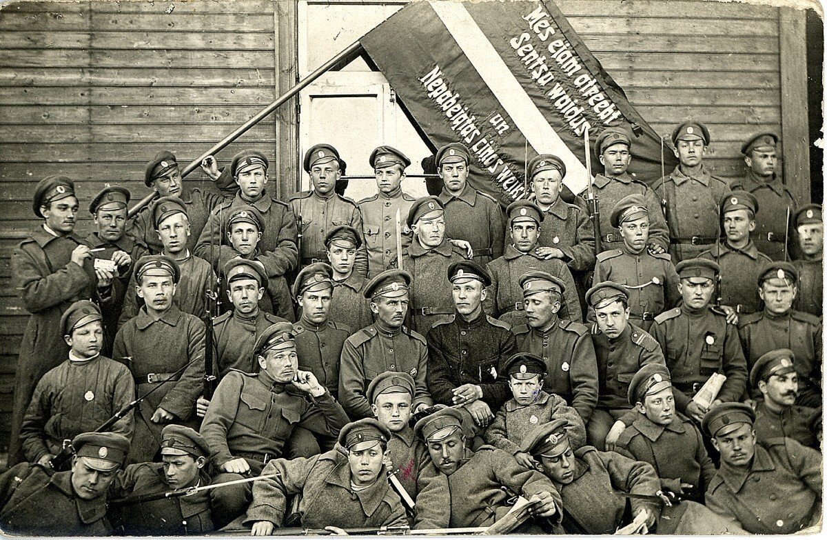 Офицеры латвии. Латышские стрелки форма. Латышские полки. Латышские полки. Латышские полки.