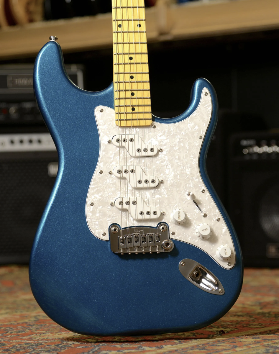 Электрогитара G&L Tribute Comanche Emerald Blue MP Poplar