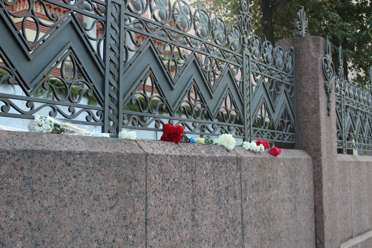    Синагога на Лермонтовском проспекте. Фото: Мойка78