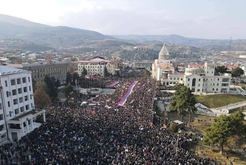 Массовый митинг в столице Нагорно-Карабахской Республики - Степанакерте. 2022 г.
