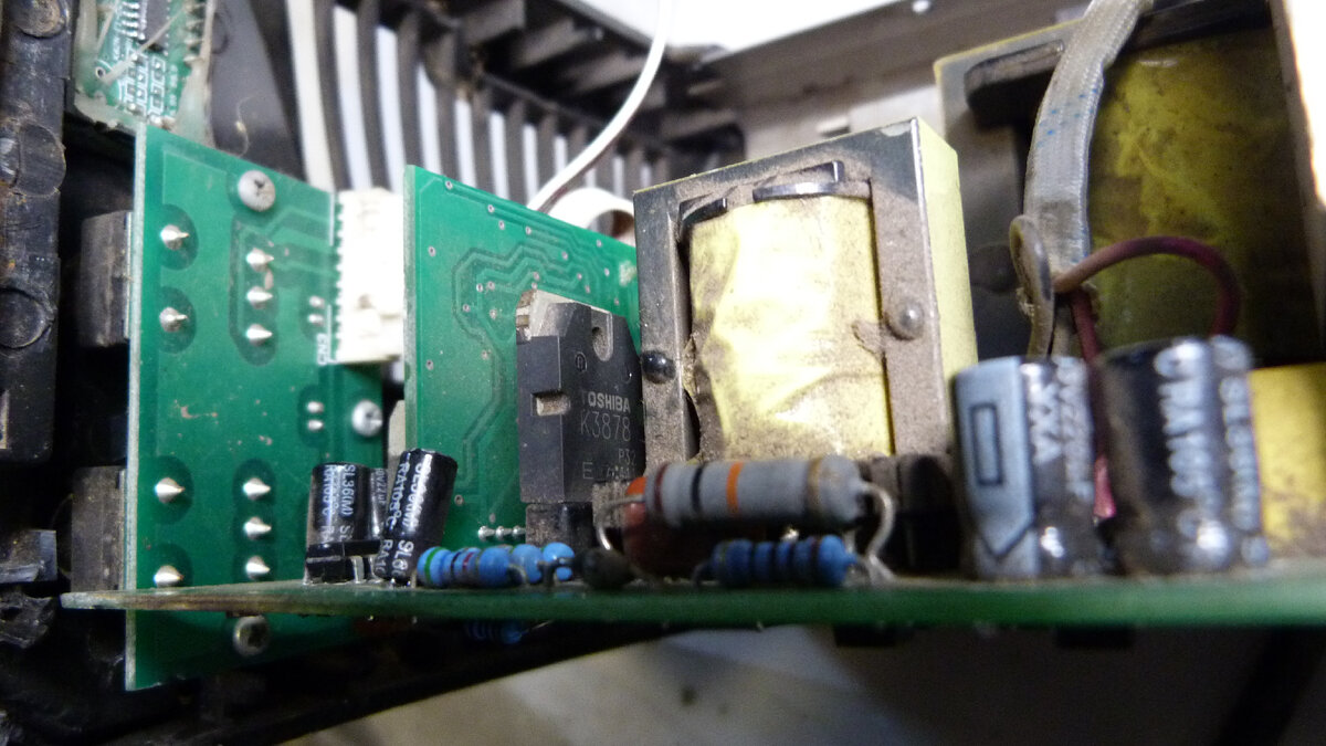 Ресанта САИ 220ПН не включается. Ремонт дежурки и расследование причины ...