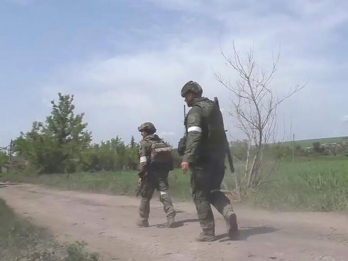    Военнослужащие Народной милиции ДНР в районе Авдеевки. Кадр видео© Народная милиция ДНР