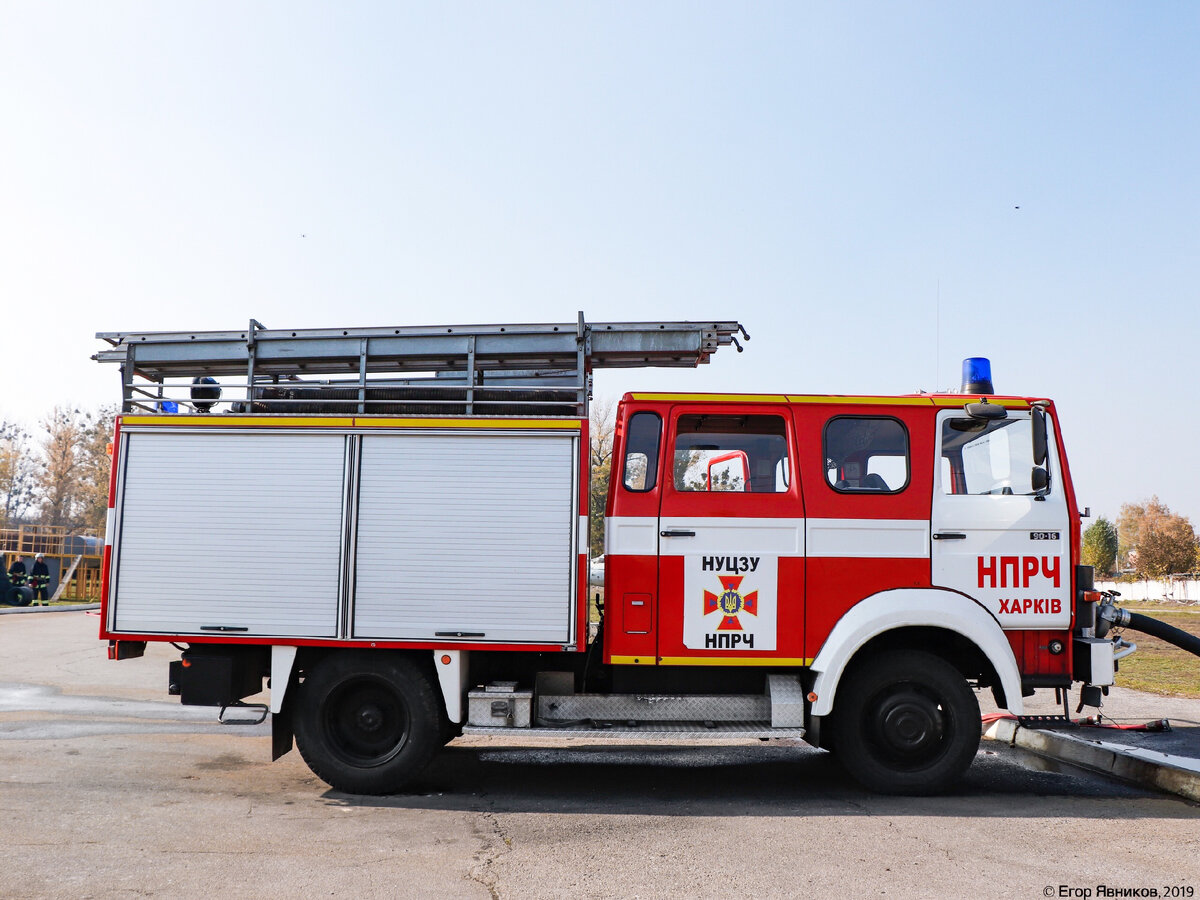 Учебная пожарная машина. Немецкий автонасос LF-16-TS на шасси Iveco-Magirus  90-16 AW Turbo. | Автотранспорт. | Дзен