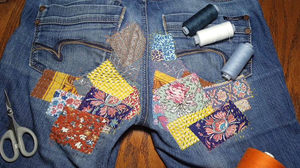 Обе фотографии сделаны до стирки.