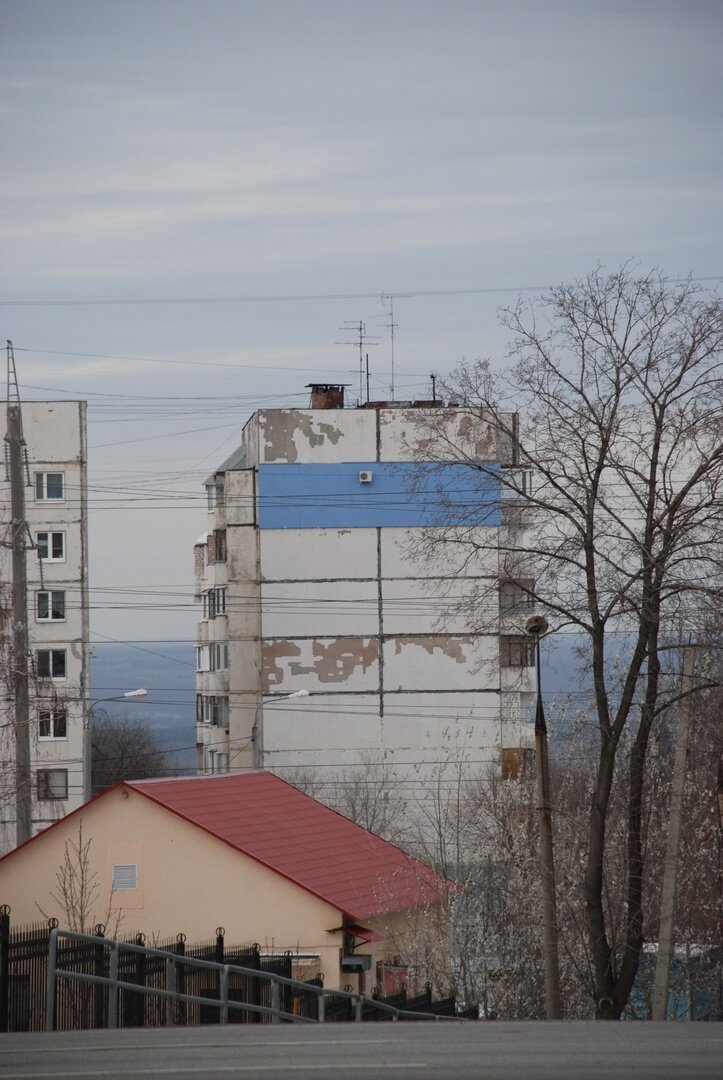 Пока ждали автобус, сделал «кривослепленную под художку базу».