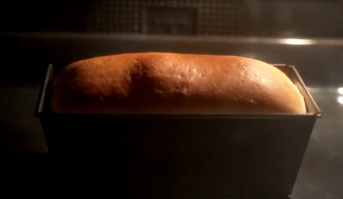 Привет, мои дорогие читатели! Сегодня у нас самый простой рецепт хлеба . Этот хлеб отличается мягким, воздушным мякишем и хрустящей коркой.-18