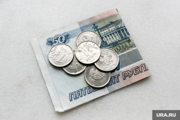    Падение рубля будет идти и дальше, считает Андрей Сироткин