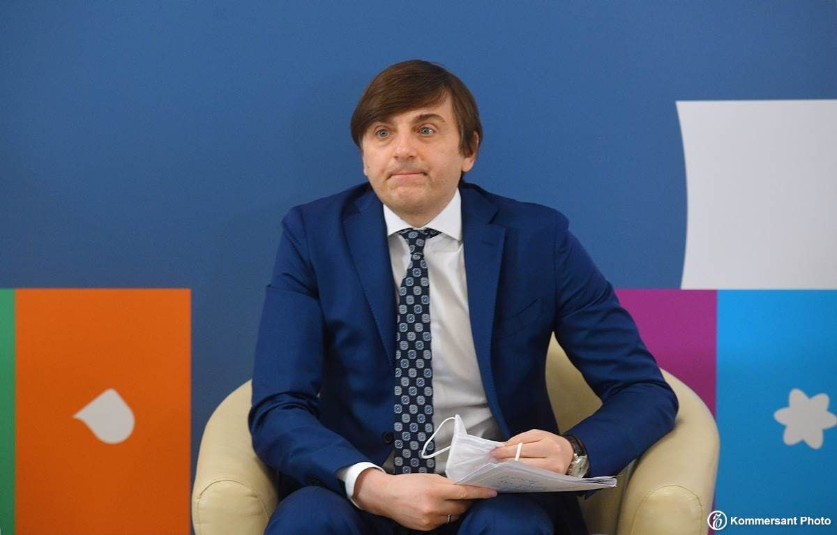 По-моему, кому-то чего-то не хватает...