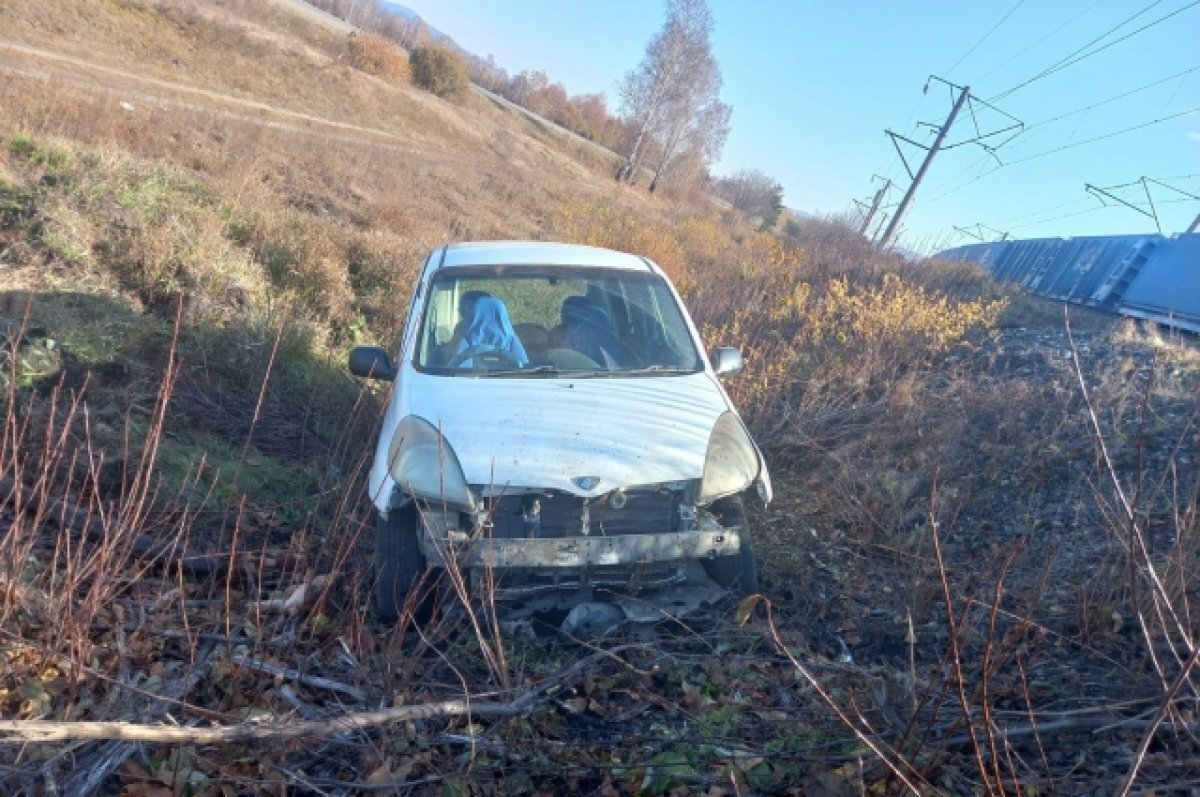    Две женщины пострадали в ДТП в Бурятии, улетев в кювет