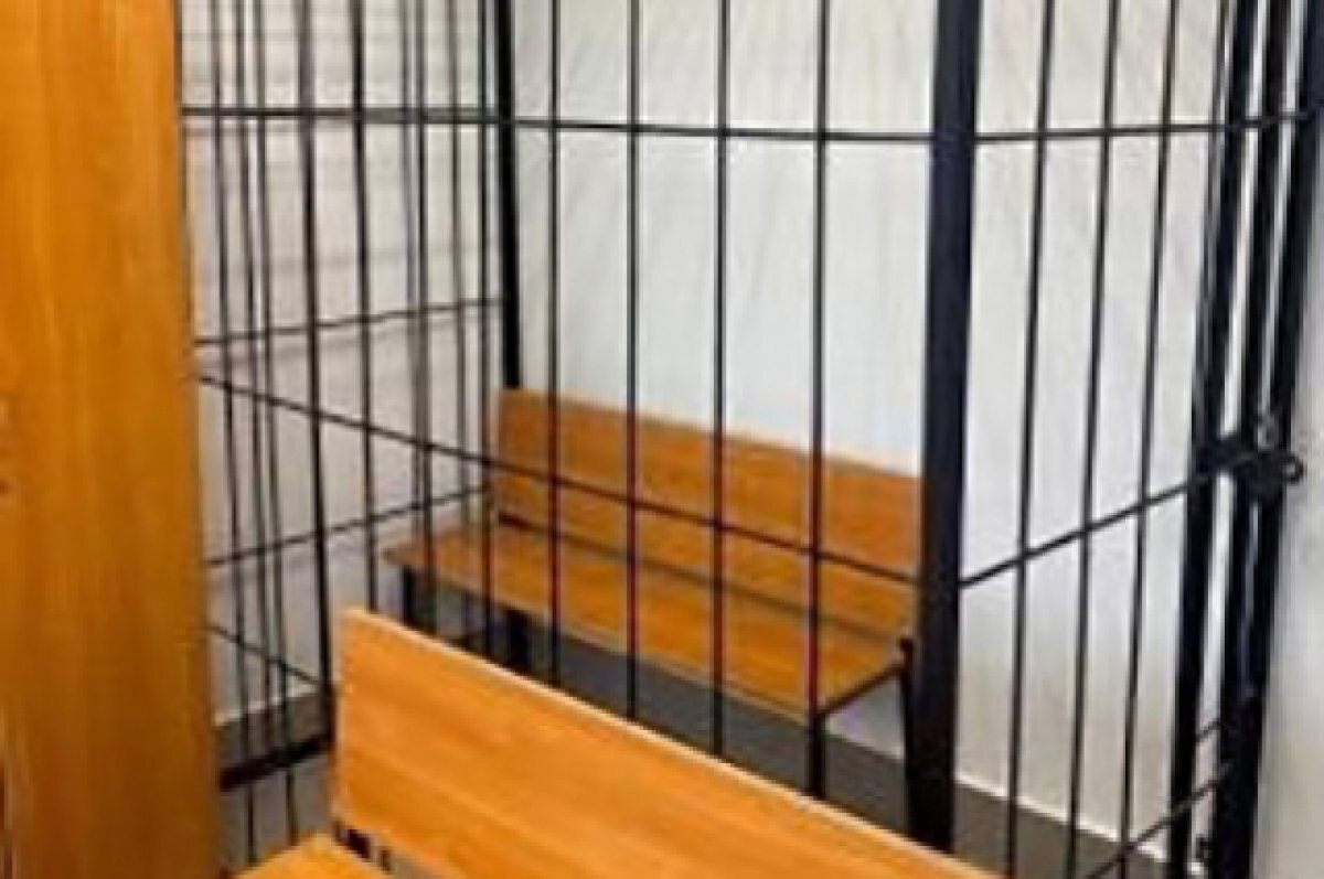    В Самаре будут судить доцента одного из вузов за подлоги и взяточничество