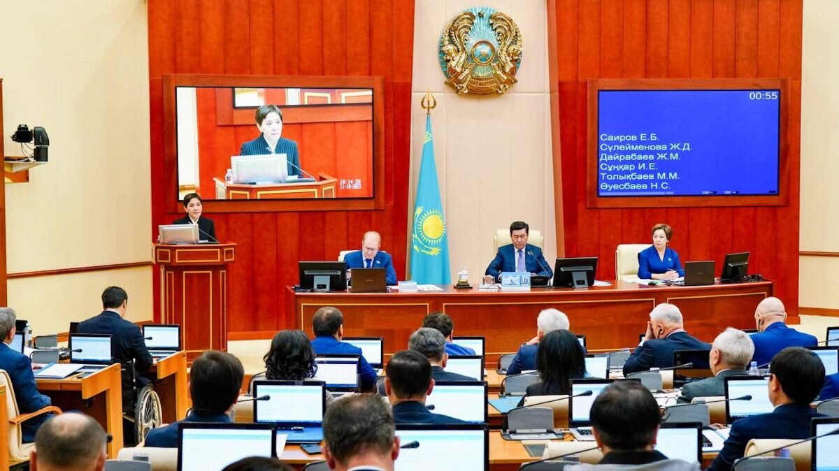    Фото: пресс-служба премьер-министра Август Макаров