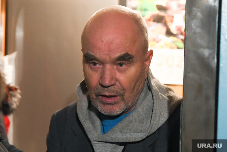    Врачи пытаются помочь Николаю Ражеву