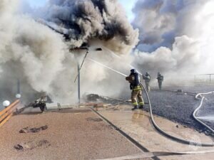  📷    Под Оренбургом потушили пожар в термальном комплексе «Облепиха» Белов Михаил Александрович