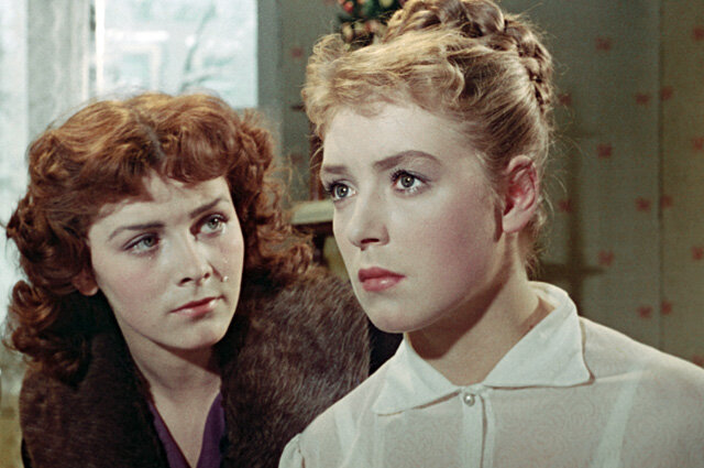    Маргарита Кошелева и Лидия Федосеева в кинофильме «Сверстницы». 1959 г. Фото: РИА Новости