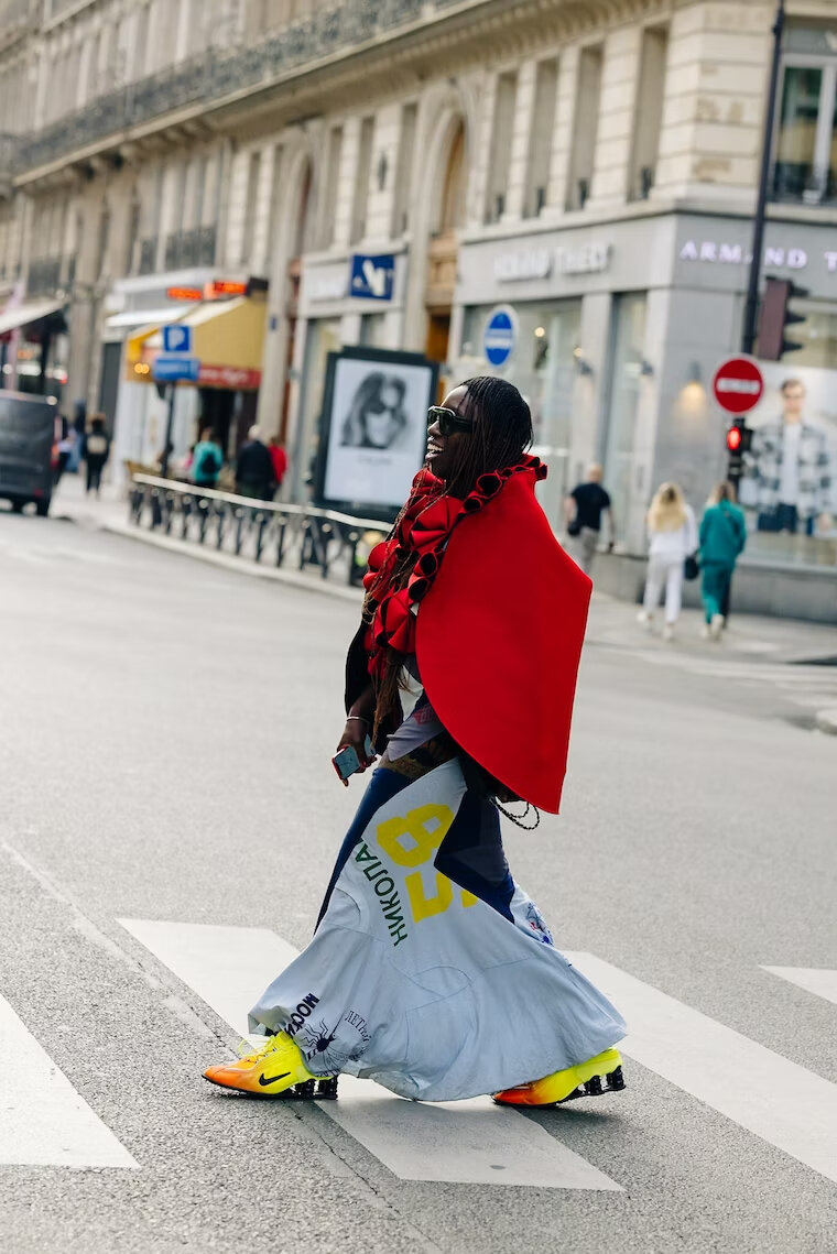 Streetstyle: модный город Париж раскрывает свои наряды