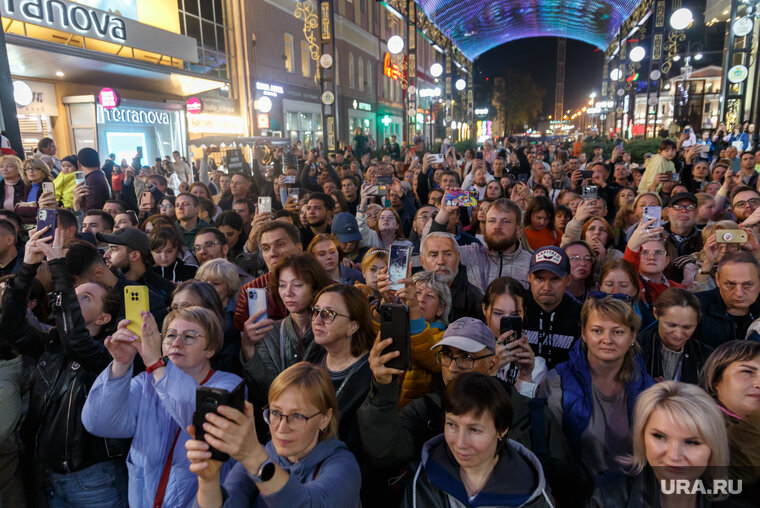    Судьбу медиаэкрана в Екатеринбурге решают с 9 октября