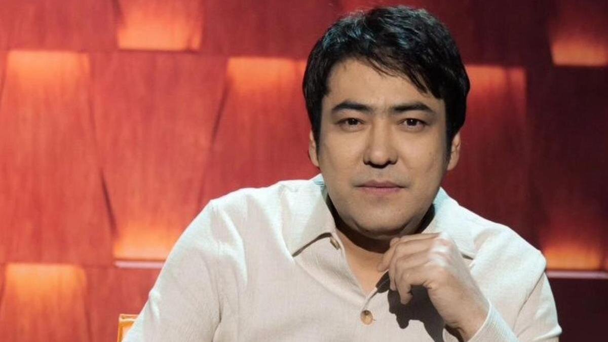    Музыкальный исполнитель Мейрамбек Беспаев:Instagram.com / m_besbaev