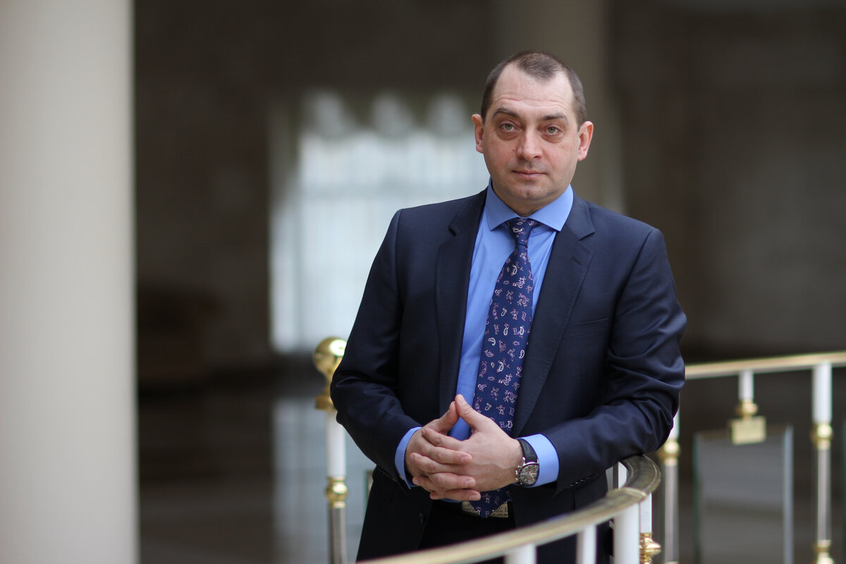 С.Казаков в родном Пензенском областном драматическом театре имени А. В. Луначарского 