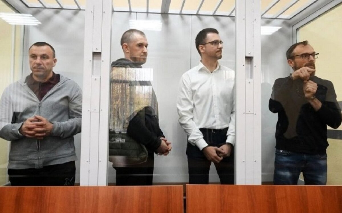    «Это заказное дело», – советник орловского губернатора прокомментировал приговор своему брату Фото Ильи Питалева для РИА «Новости»