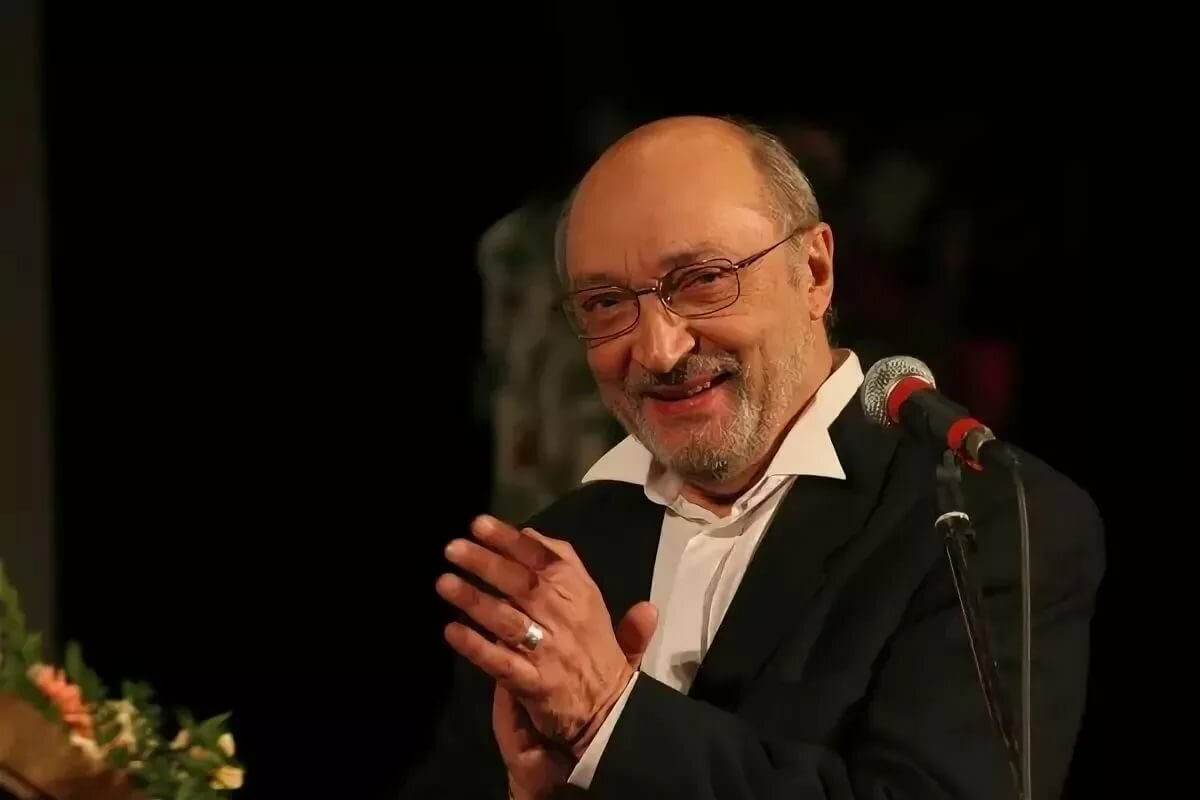 режиссер артиста