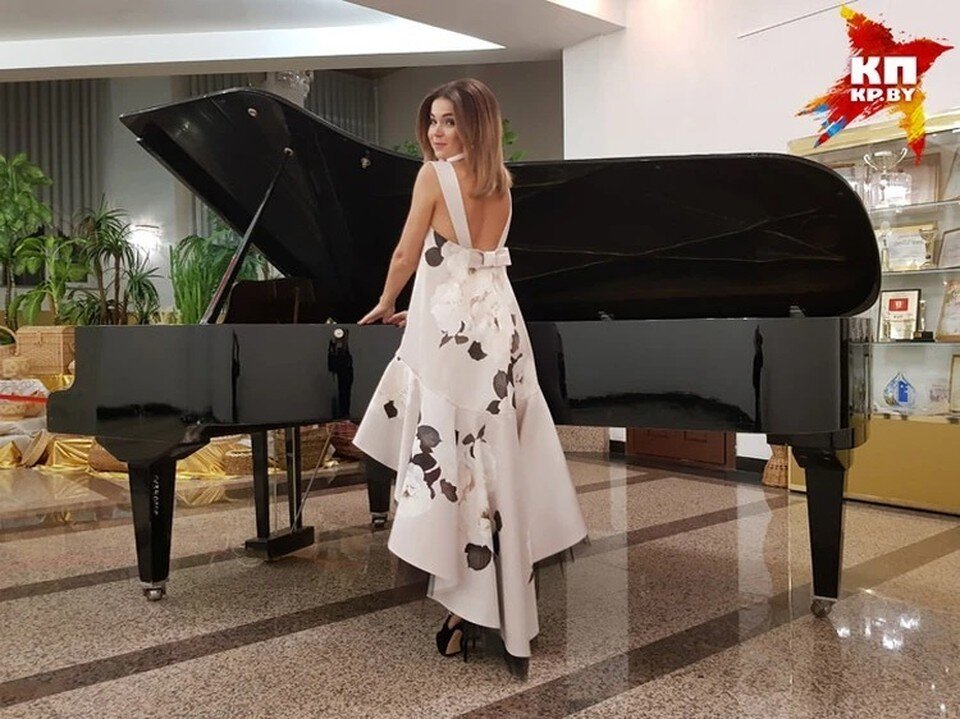    Виктория Алешко сказала, что она очень открытый человек и может отвечать на самые каверзные вопросы. Фото: кадр видео "Беларусь 1"