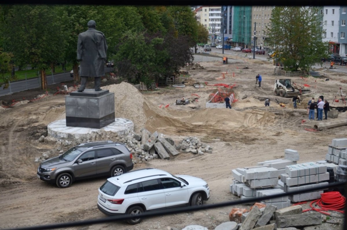    В Калининграде у «Дома искусств» нашли останки 527 человек