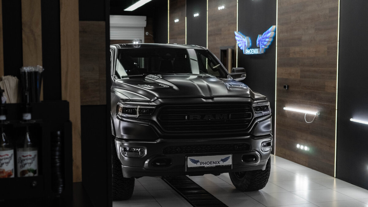 Шумоизоляция автомобиля - важная составляющая комфортного вождения! Существенно снижает уровень шума, проникающего в салон извне и создать тихую спокойную обстановку для водителя и пассажиров.