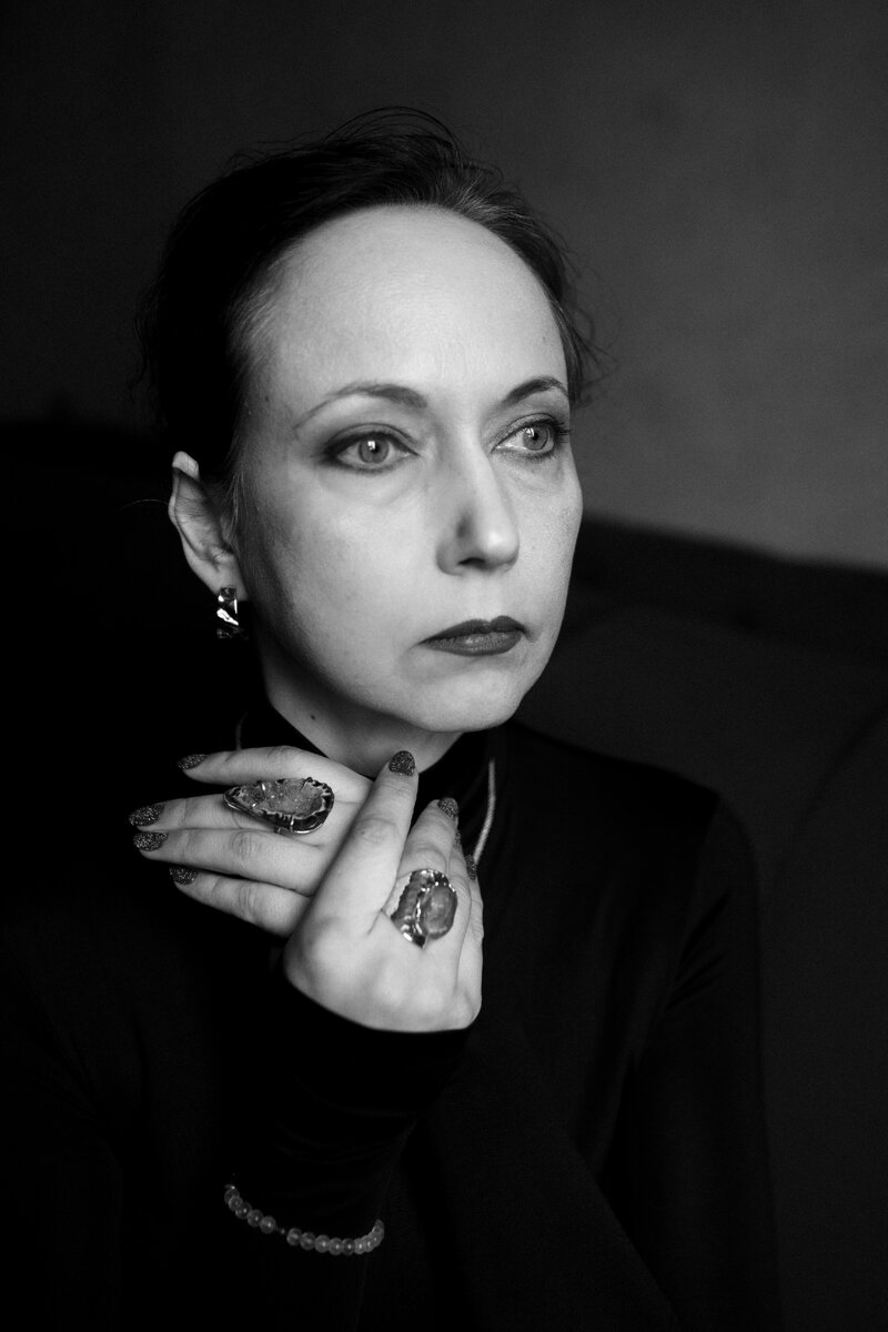Я, год назад.