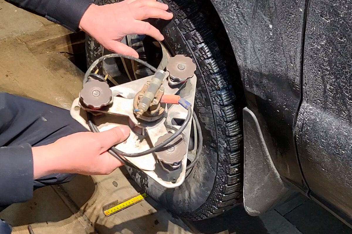 приспособление для настройки развал схождения