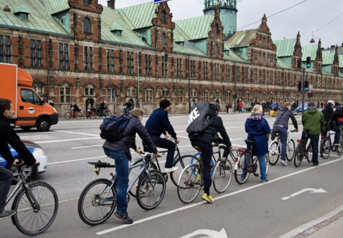 Общественные движения европы. Копенгаген велосипедная столица. Велодвижение велодорожки Копенгаген.