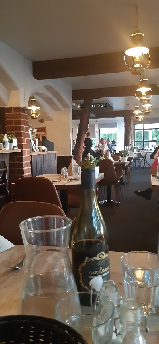 Уютное место с милым ресторанчиком