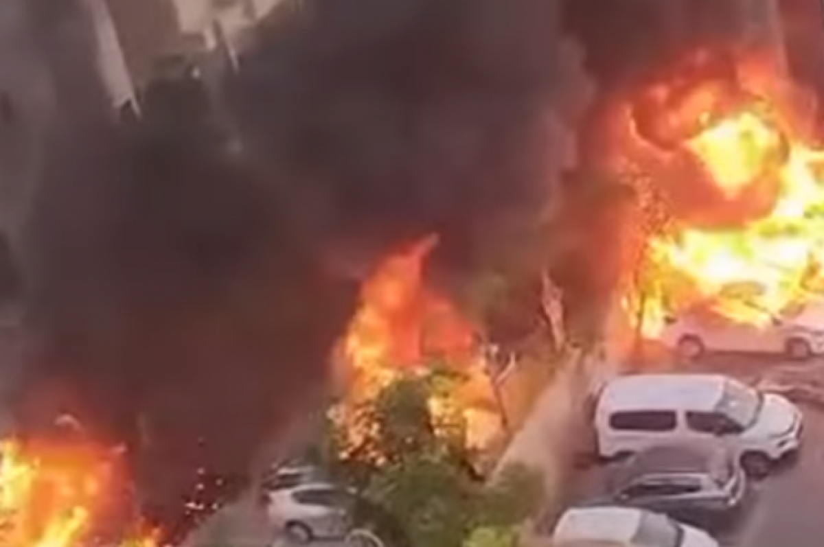    Удары по израильским городам очевидцы снимали на смартфоны