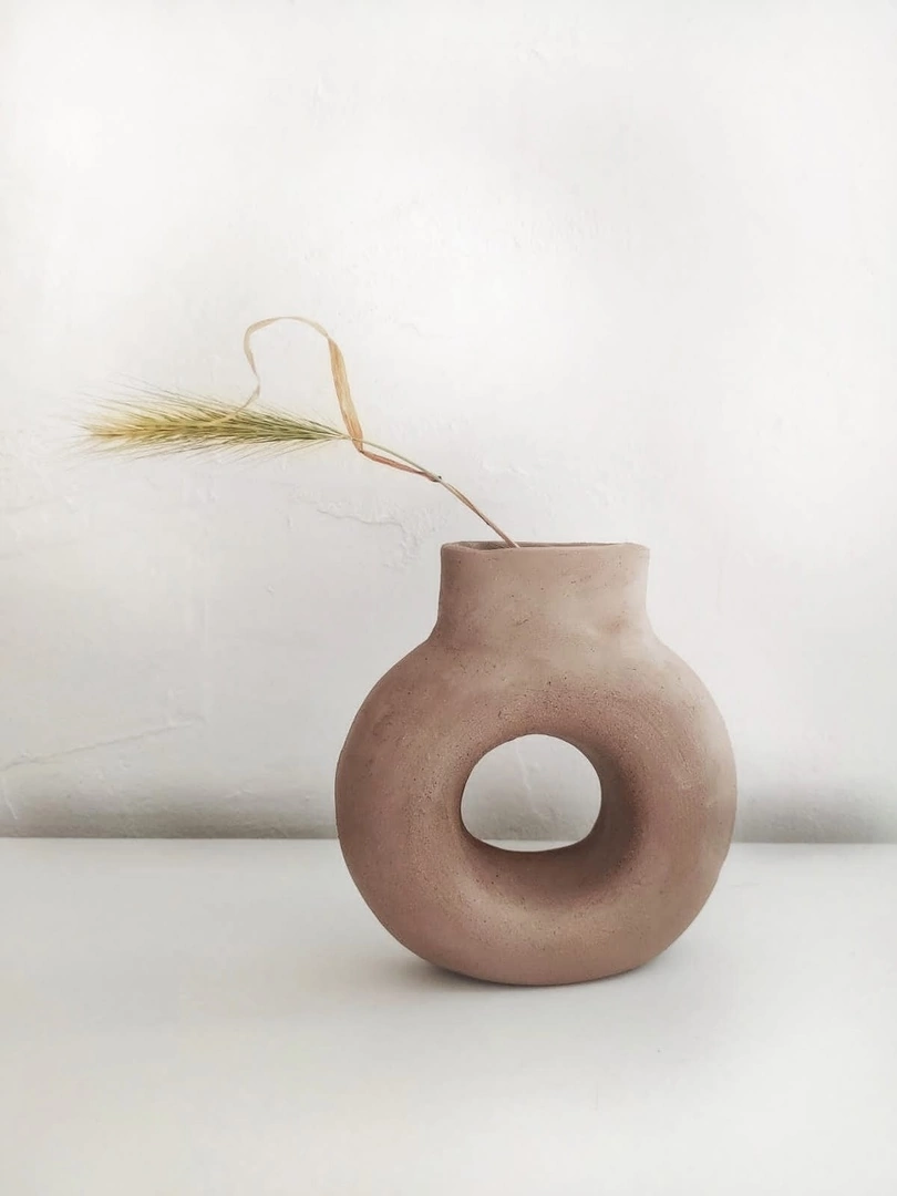 Ваза ручной работы Green lama ceramics