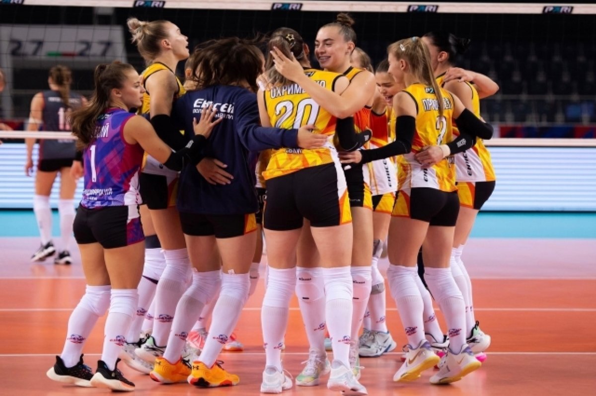    Красноярские волейболистки вышли в 1/4 финала Кубка России