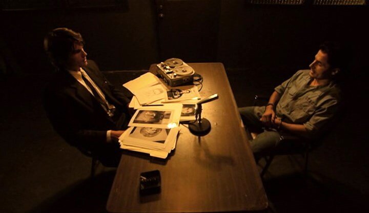 Вы любите так называемые такое клише как «кошки-мышки» между детективом и маньяком? Возрадуйтесь - здесь эти сцены составляют половину хронометража.