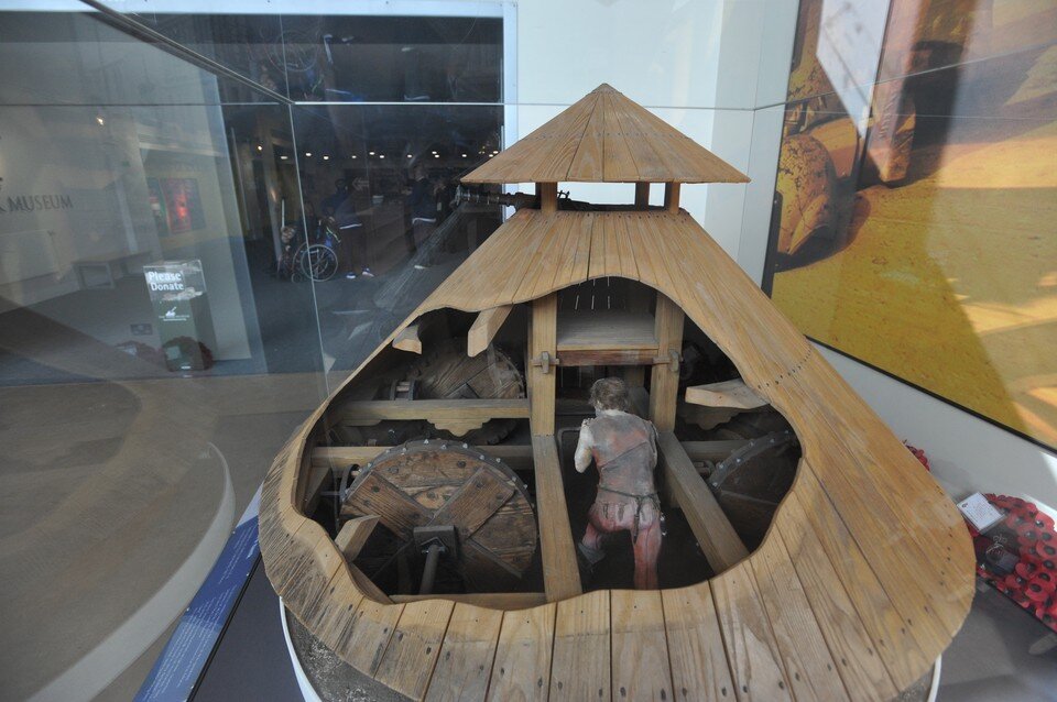    Ульяновцев приглашают на выставку изобретений Леонардо Да Винчи Архив "КП"