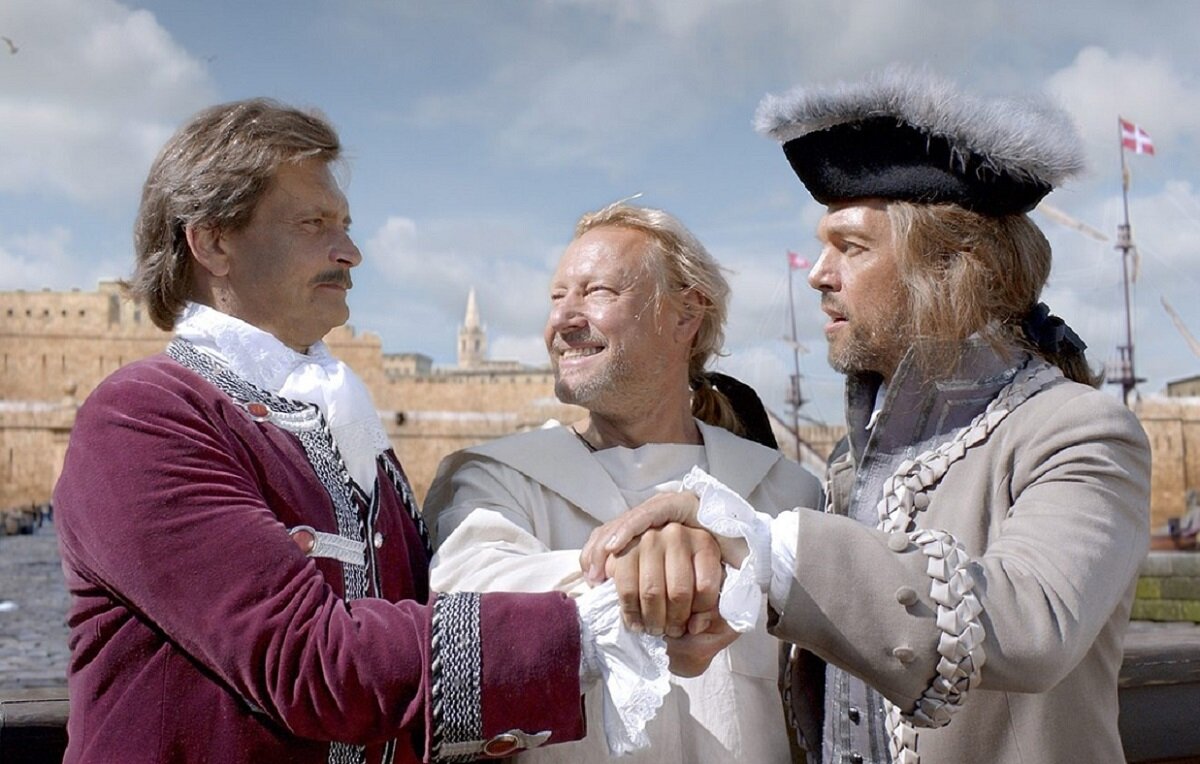    Гардемарины вновь вместе и снова спасают Отечество. Александр Домогаров, Дмитрий Харатьян и Михаил Мамаев Ольга Севрюгина