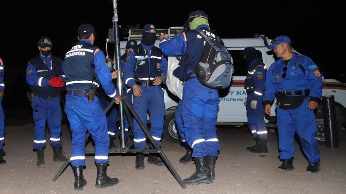    Фото: МЧС РК Август Макаров