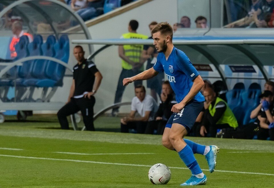    Максим Ненахов играл в "Роторе" в 2019 году. Фото: СК "Ротор".