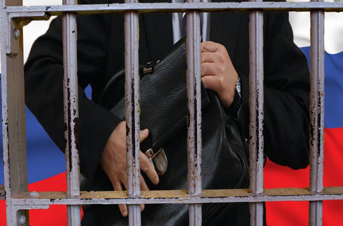    В Таганроге на 7 лет за мошенничество осудили лжесотрудника ФСБ