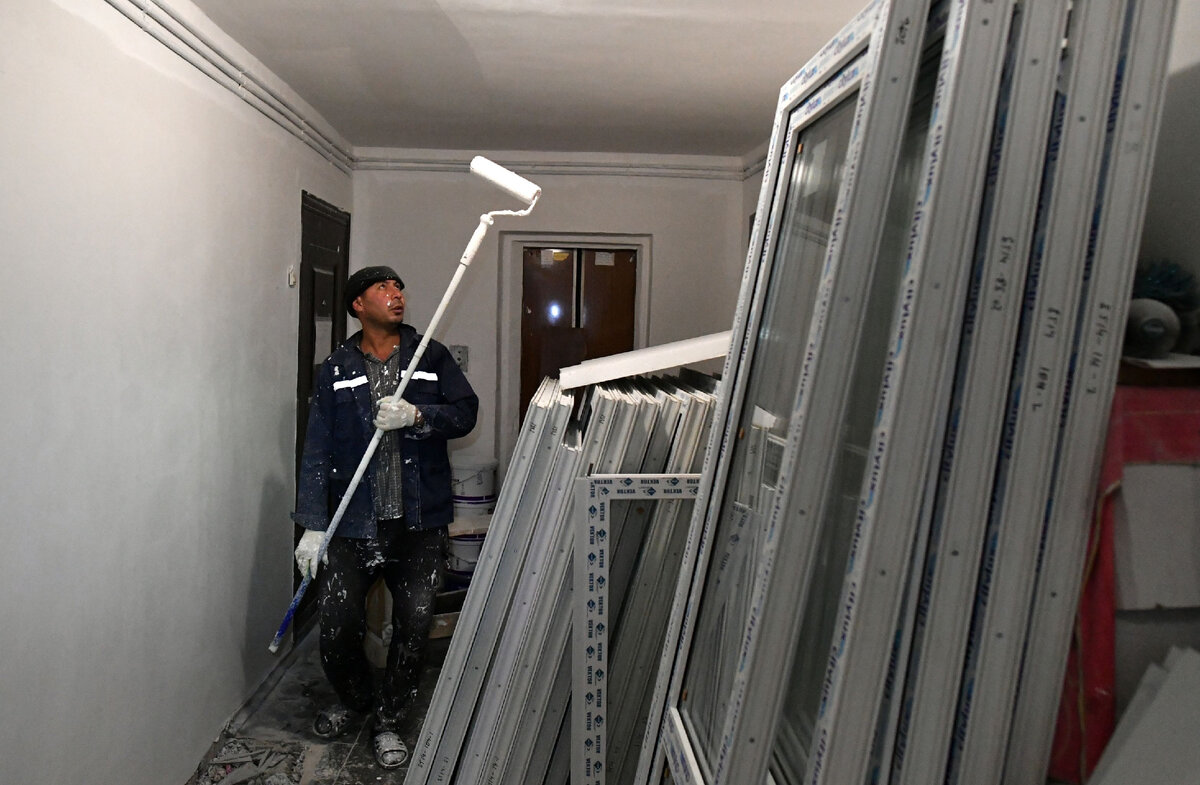 Восстановление жилых домов в Мариуполе строителями из Тулы / РИА Новости