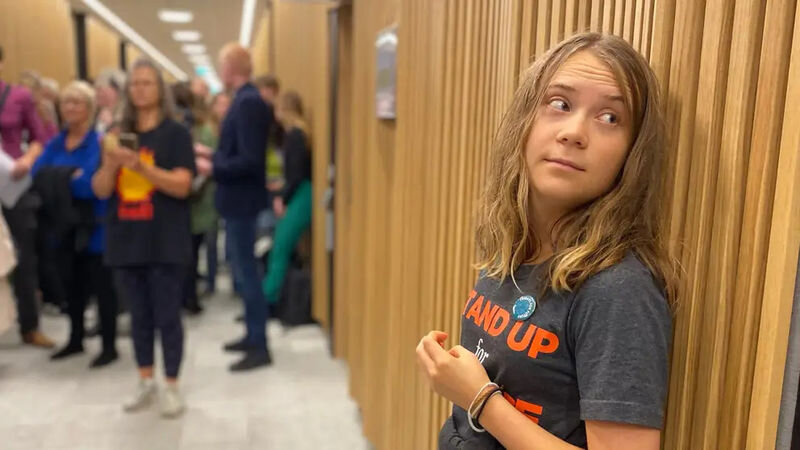    Грета Тунберг повторно осуждена за неповиновение полиции