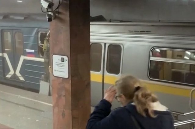    Почему столкнулись поезда на станции метро «Печатники» в Москве 11 октября?