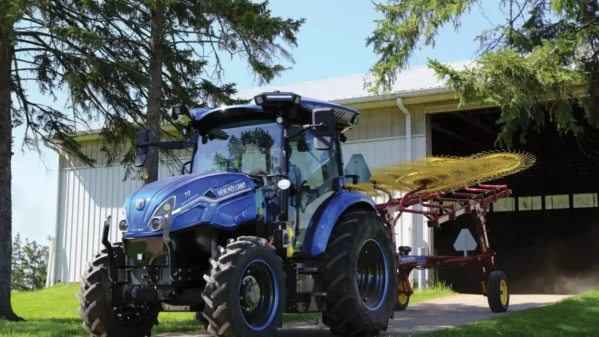 Фото: agriculture.newholland.com Электрический трактор New Holland T4 Electric 